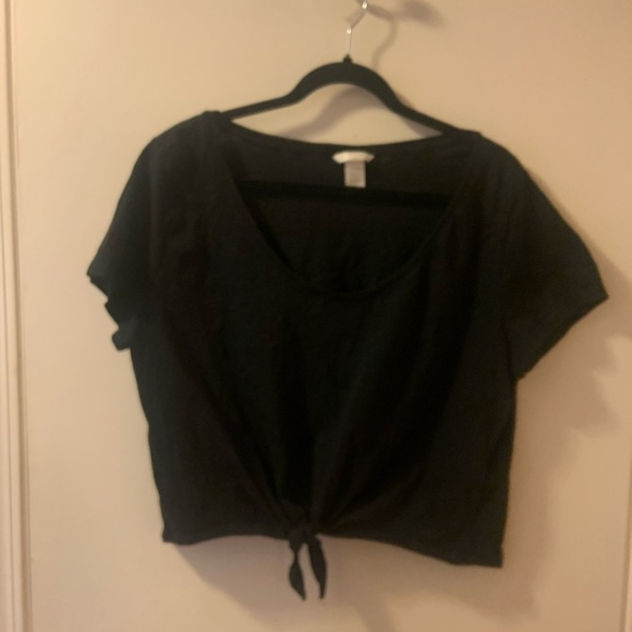 H&M Cropped Tee - Picture 2 of 3